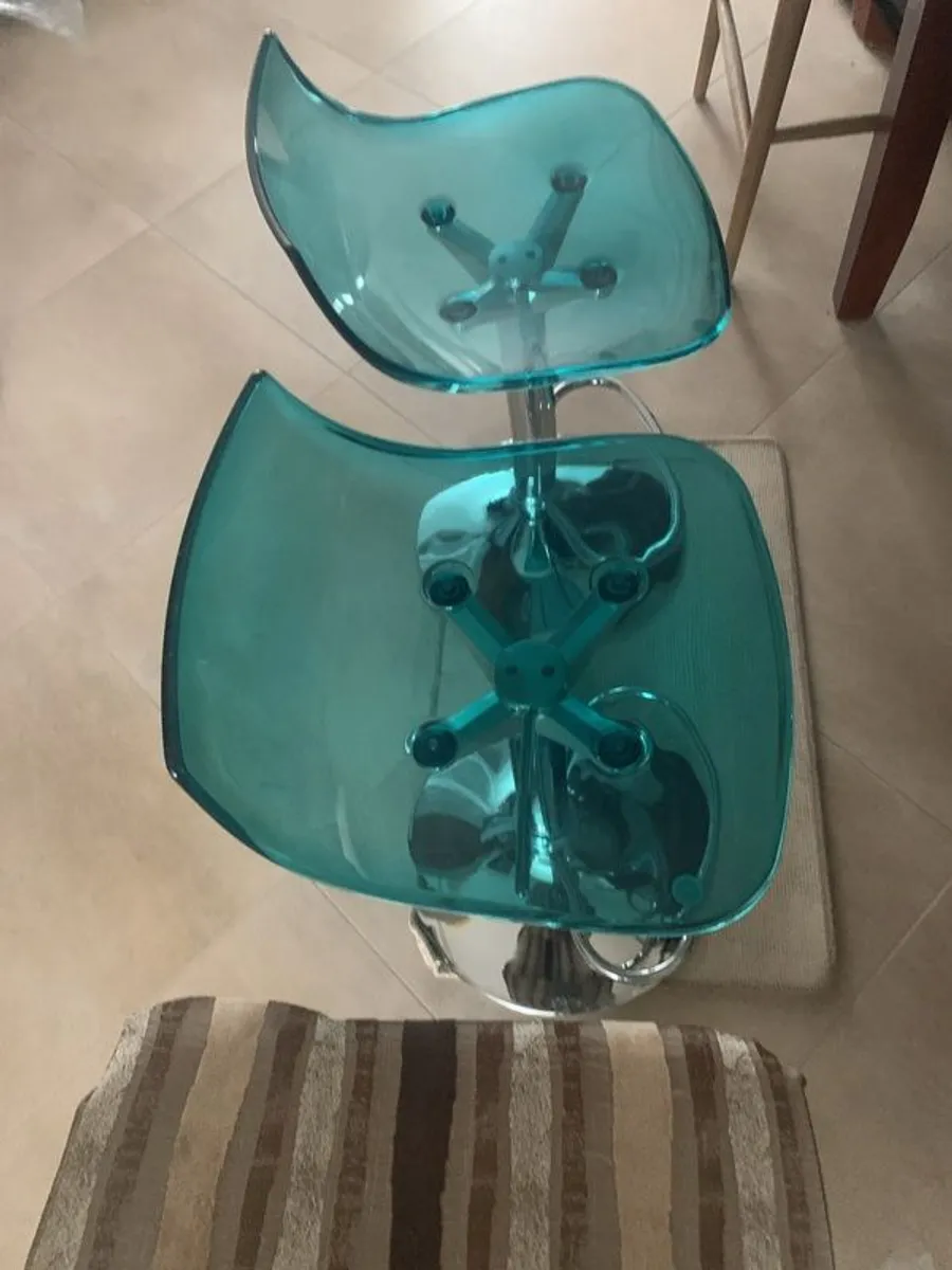 bar stools - Image 1