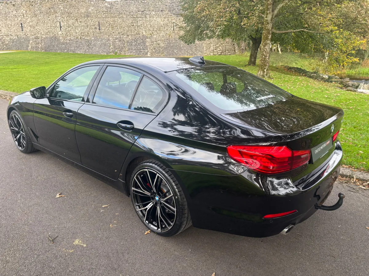 BMW 520D with huge spec including 20” Alloys - Image 2