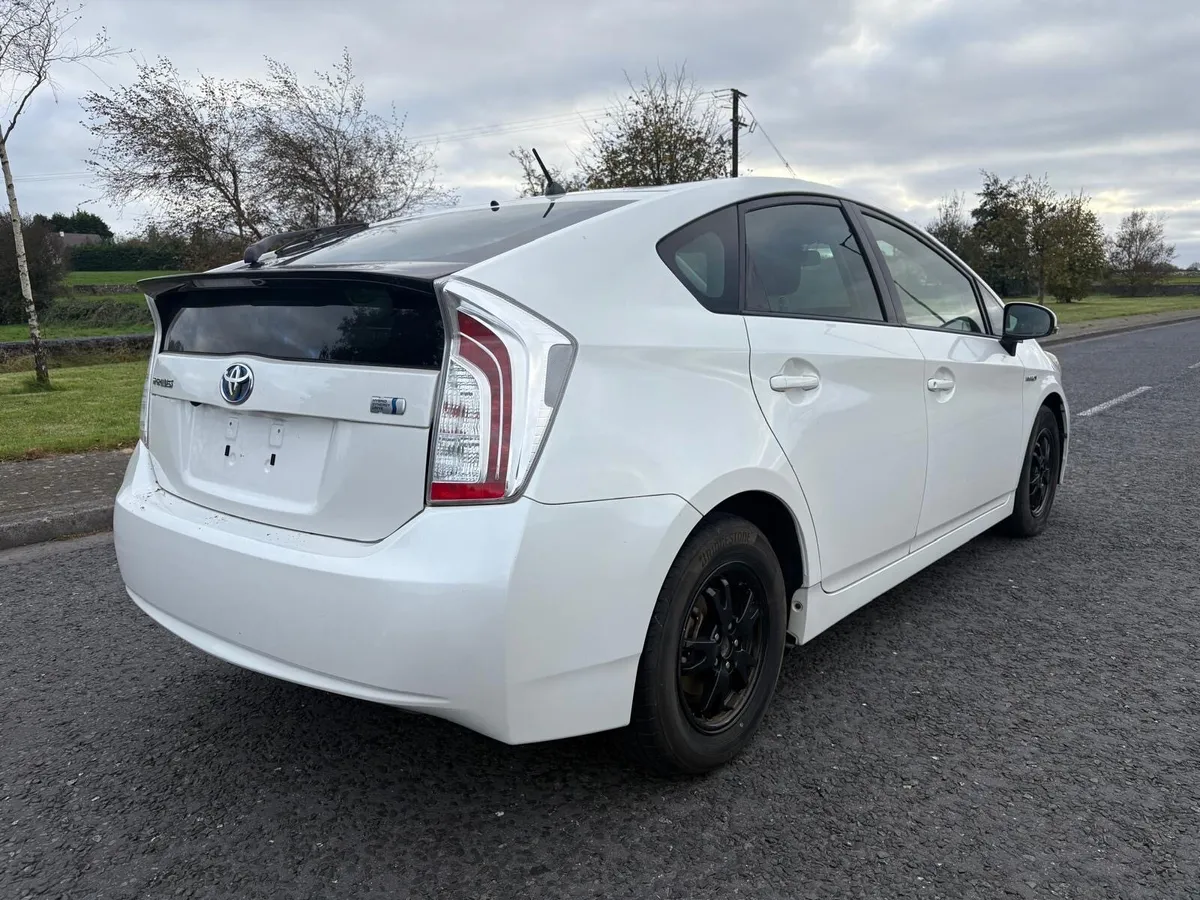 2013 TOYOTA PRIUS 1.8 PETROL/HYBRID - Image 3