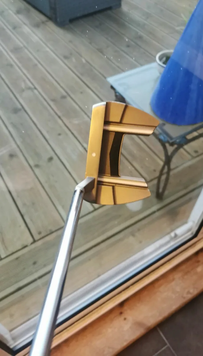 Taylormade Fang Putter - Image 2