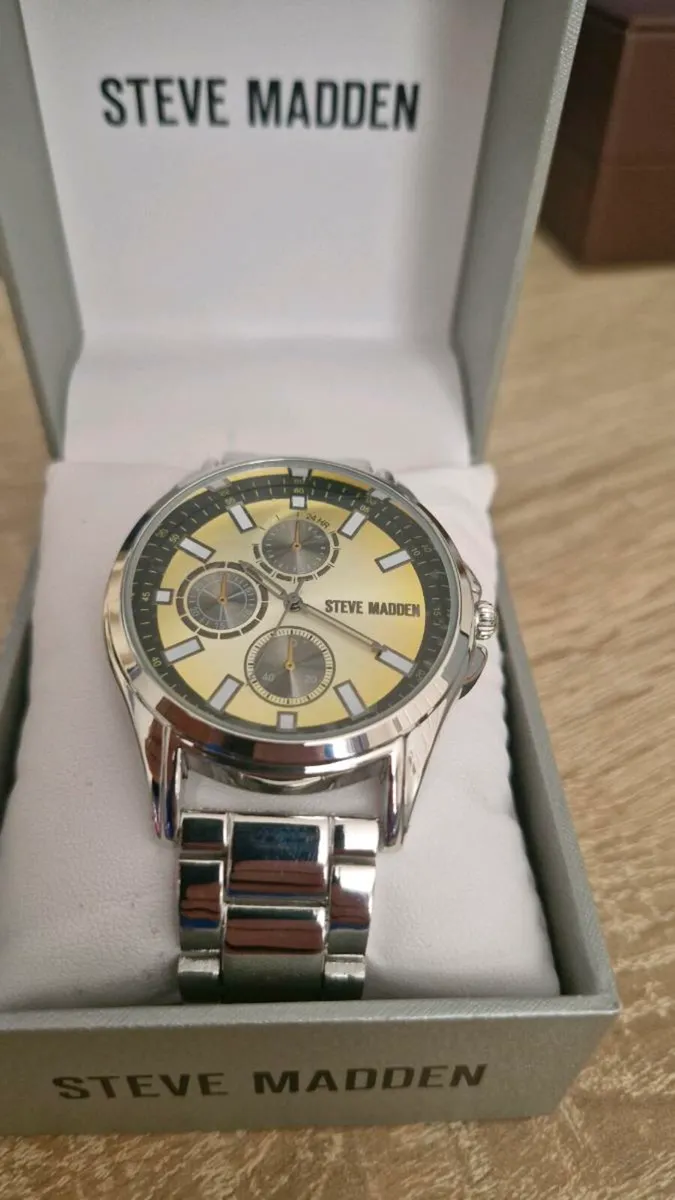 Steve Madden Celestial Silver Mens Watch Silver - Image 4