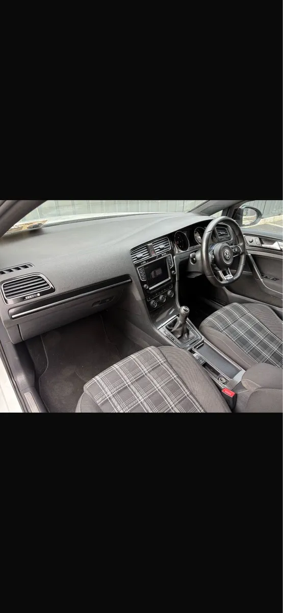 Volkswagen Golf GTD - Image 4