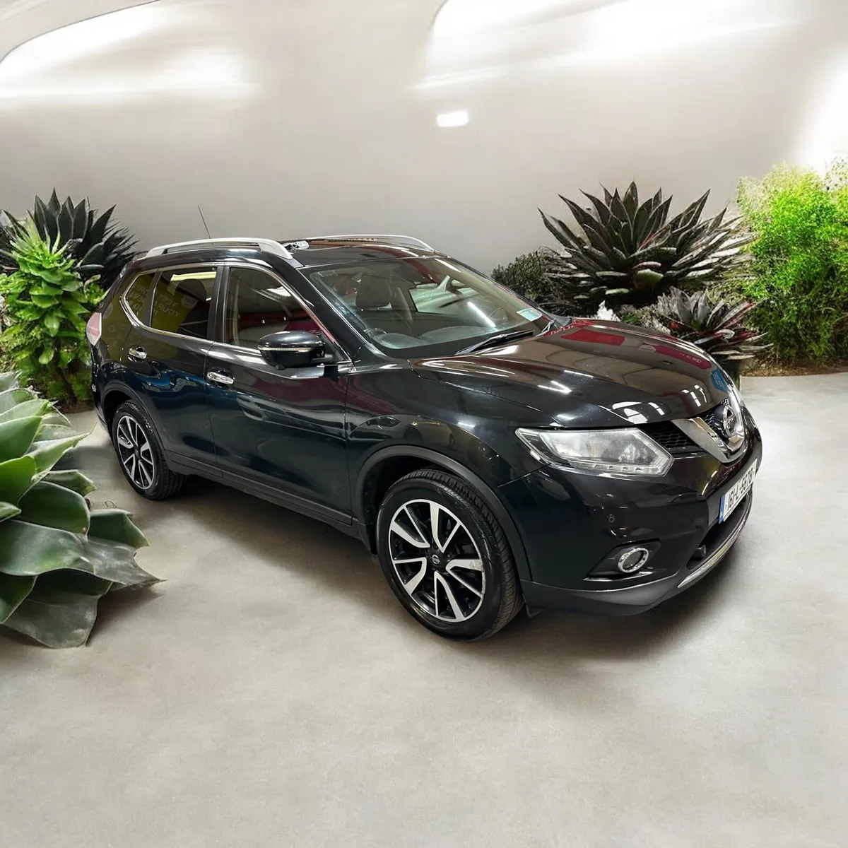 2016 Nissan X-Trail 1.6d SVE 7- Seater - Image 1