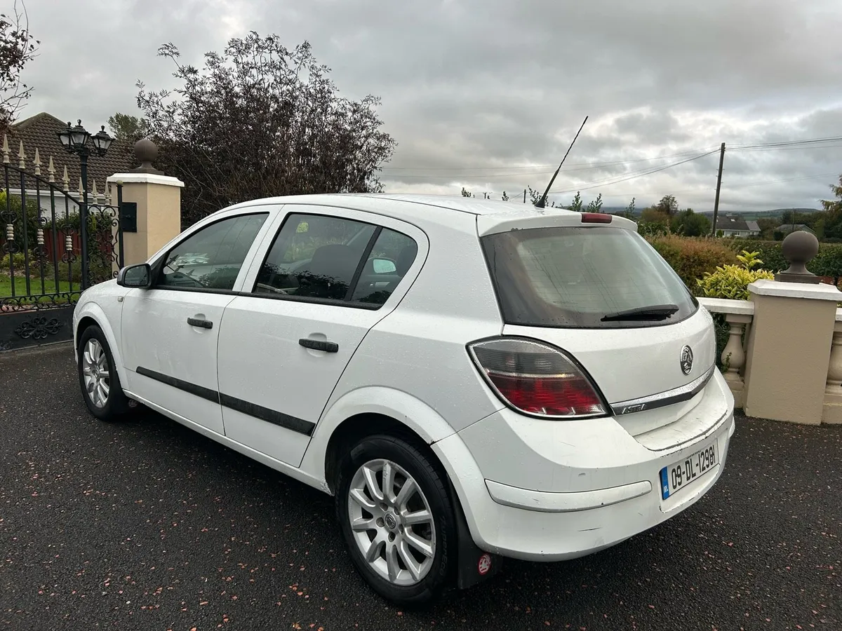 2009 Vauxhall Astra - Image 4