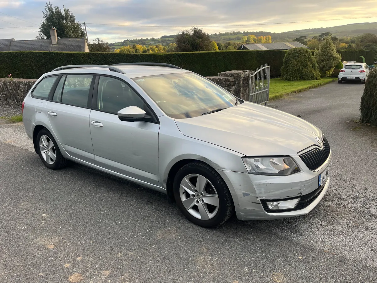 2014 Skoda Octavia 1.6 DSG auto - Image 1