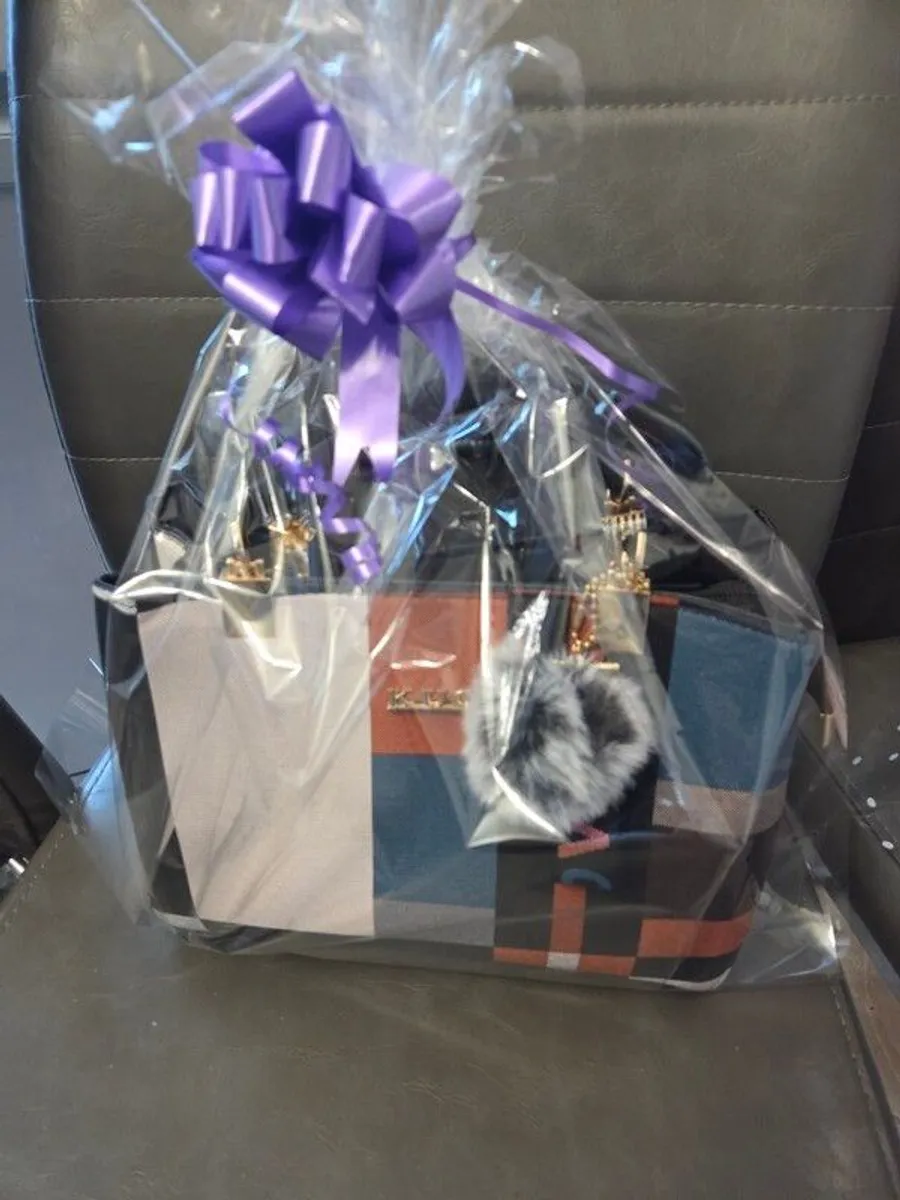 bags - Image 4