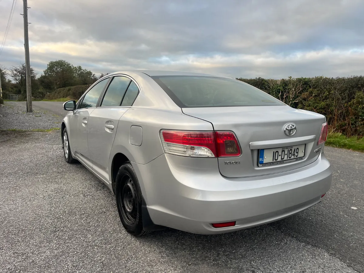 Toyota Avensis 2010 2.0 d4d - Image 4