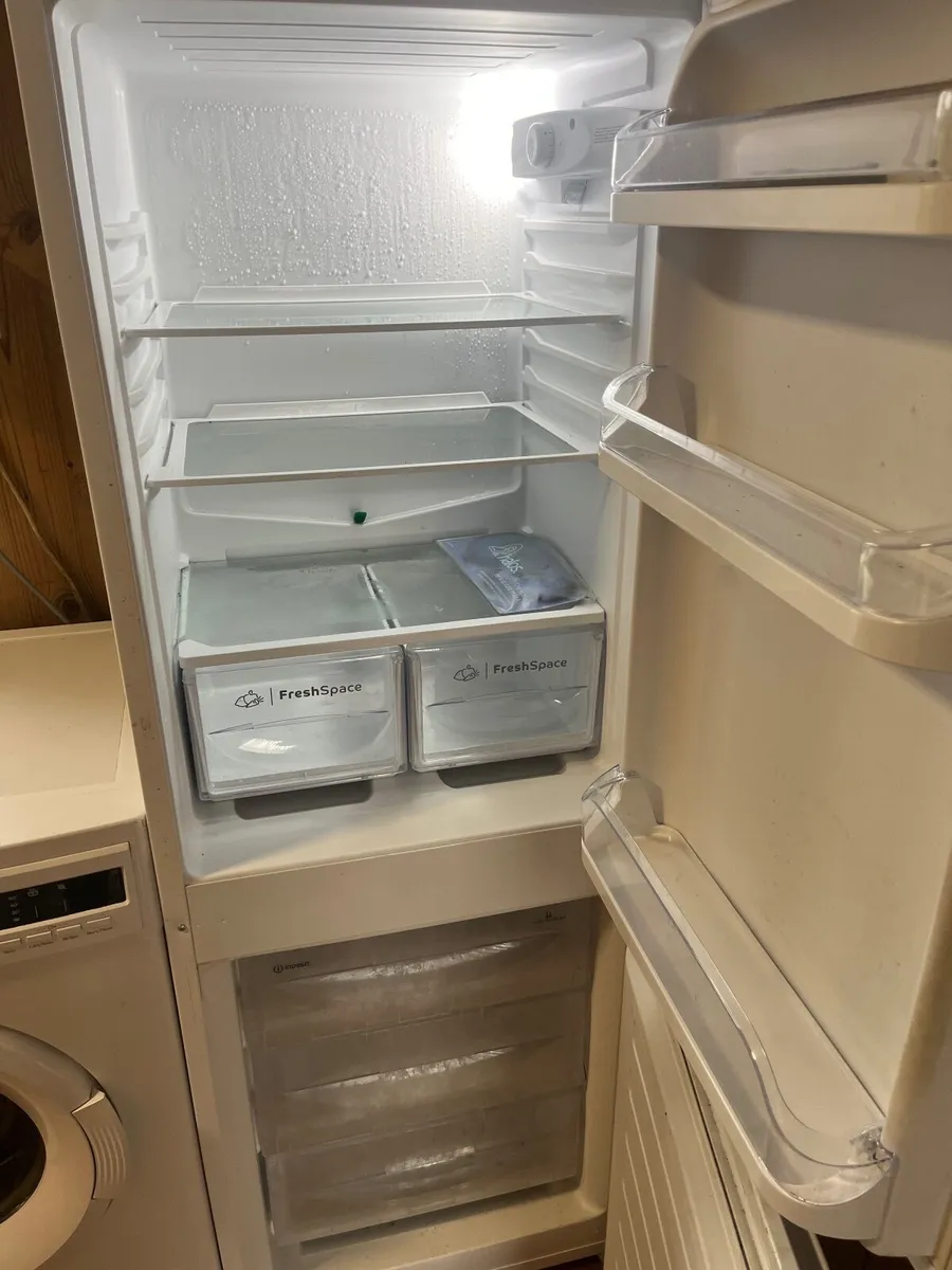Indesit Fridge Freezer - Image 2