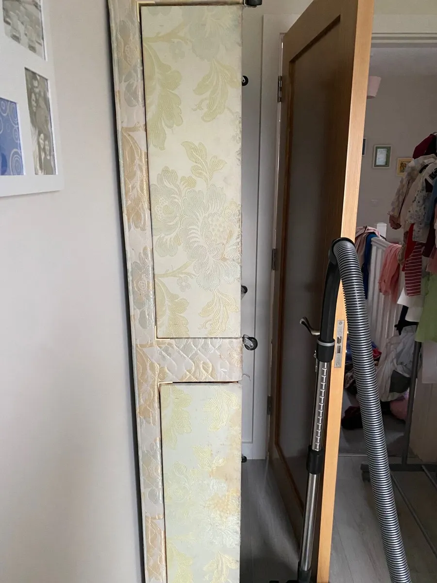 Single bed with drawers for sale with mattress - Image 4