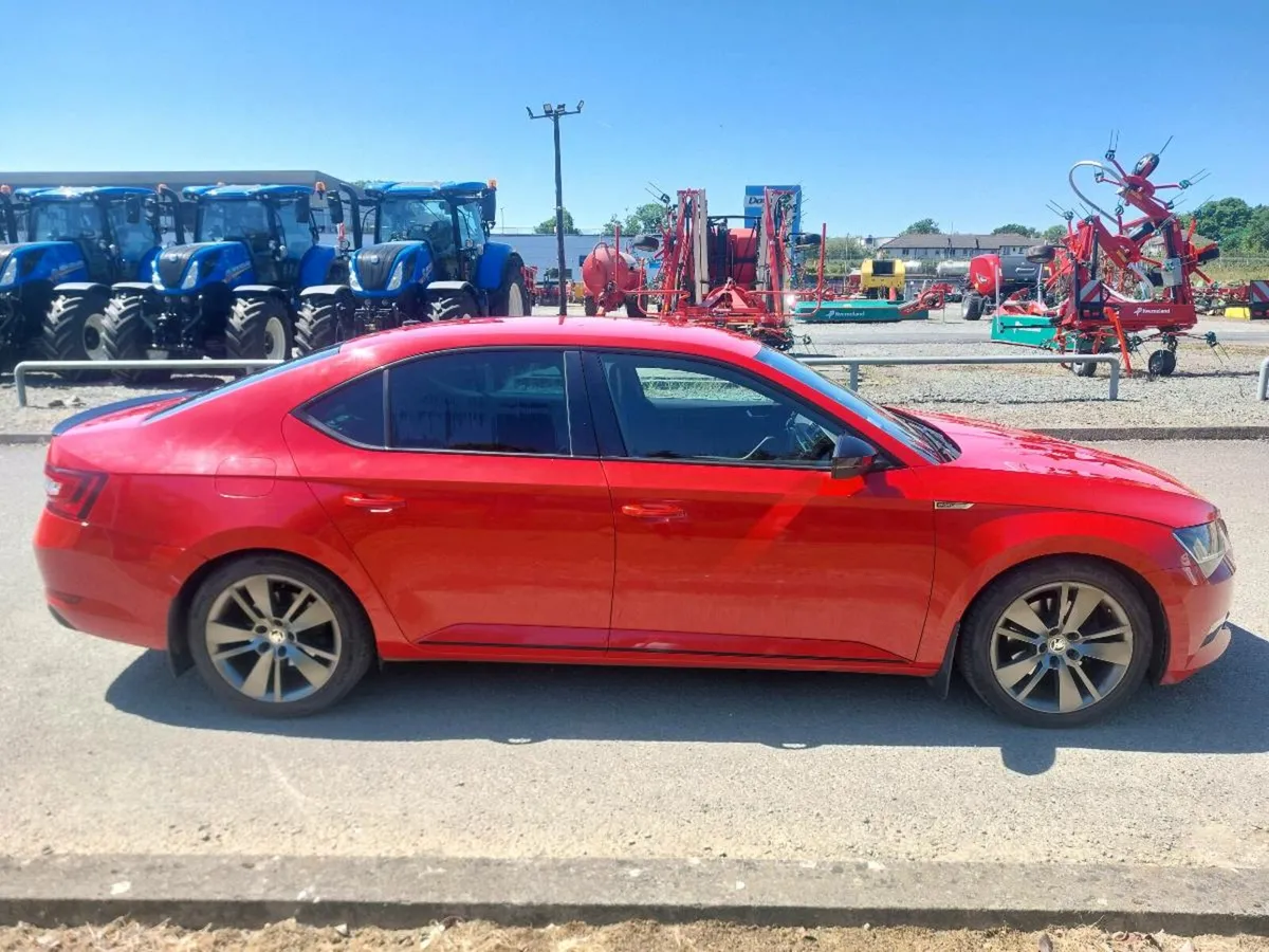 Car - Image 1