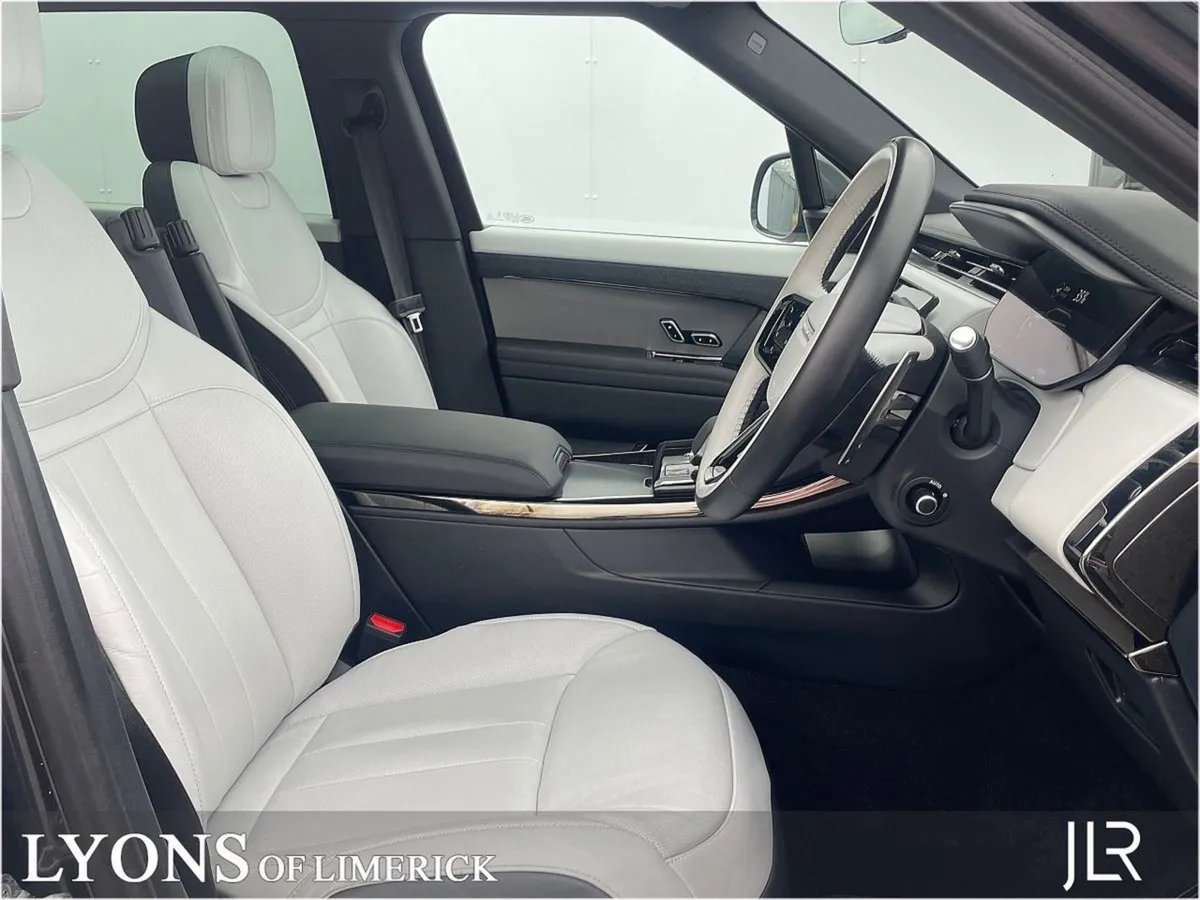 Land Rover Range Rover Sport 3.0 I6 Phev Dynamic - Image 4