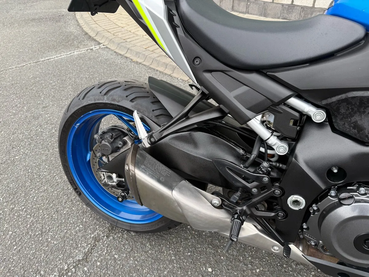 2022 Suzuki GSX-S 1000 - Image 4
