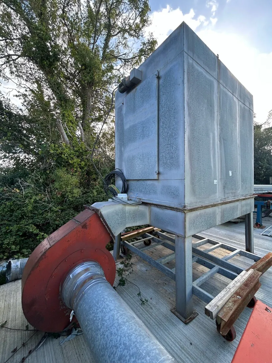 8 Bag Dust Extractor - Image 2