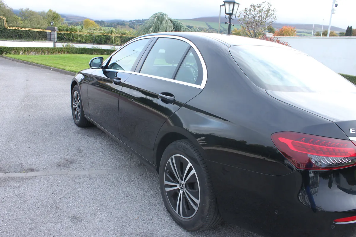 Mercedes-Benz E220 D SPORT AUTO, 2022 - Image 4