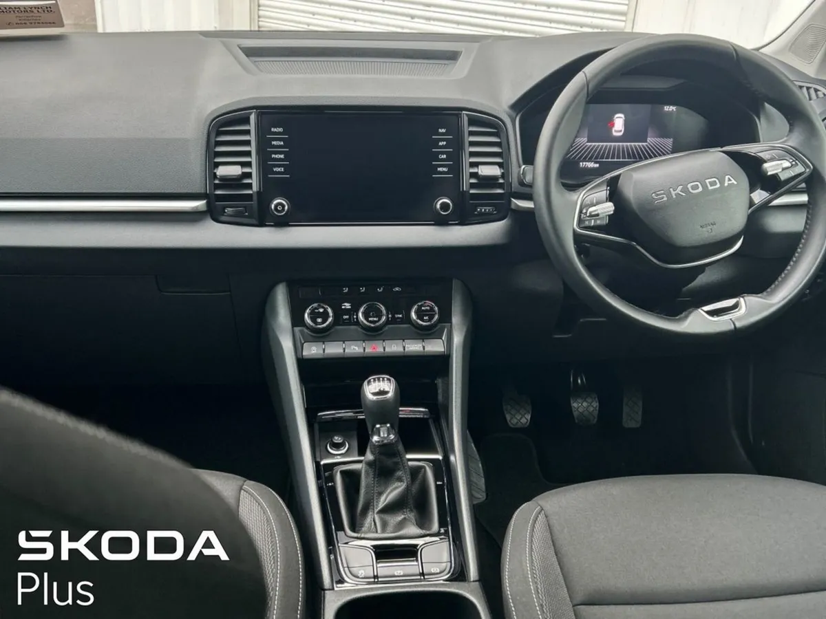 Skoda Karoq Selection 2.0 TDI 115 BHP - Image 2