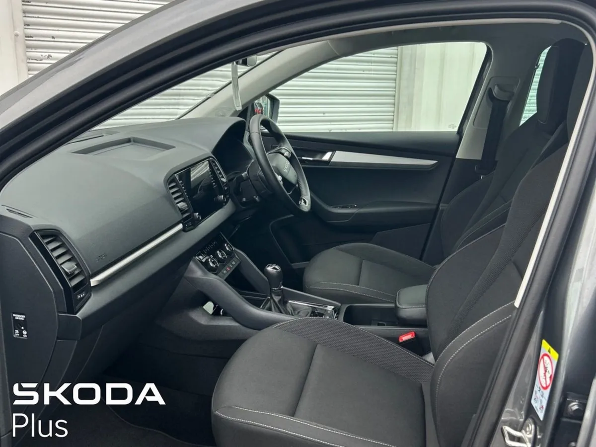 Skoda Karoq Selection 2.0 TDI 115 BHP - Image 4