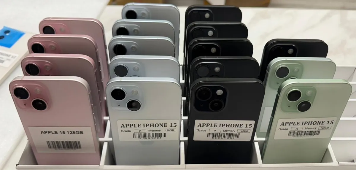 IPHONE 15 128GB, 1 YEAR WARRANTY,  UNLOCKED - Image 3