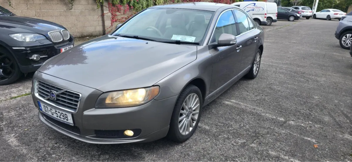 Volvo s80 2.5 - Image 1