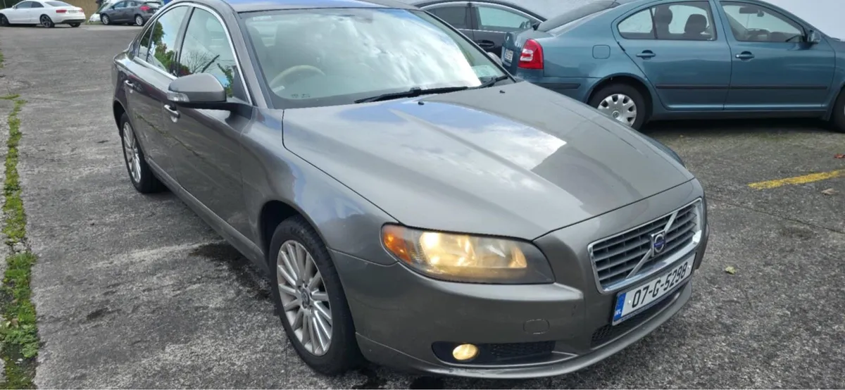 Volvo s80 2.5 - Image 2