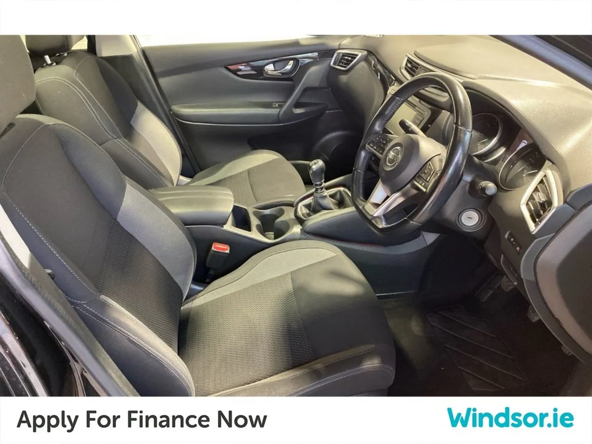 Nissan QASHQAI 1.3 PET SV - Image 4