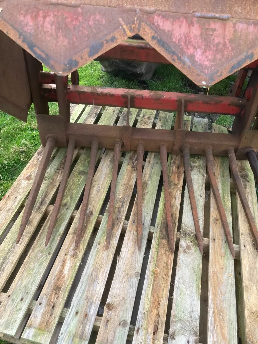 Farm Machinery - Image 4