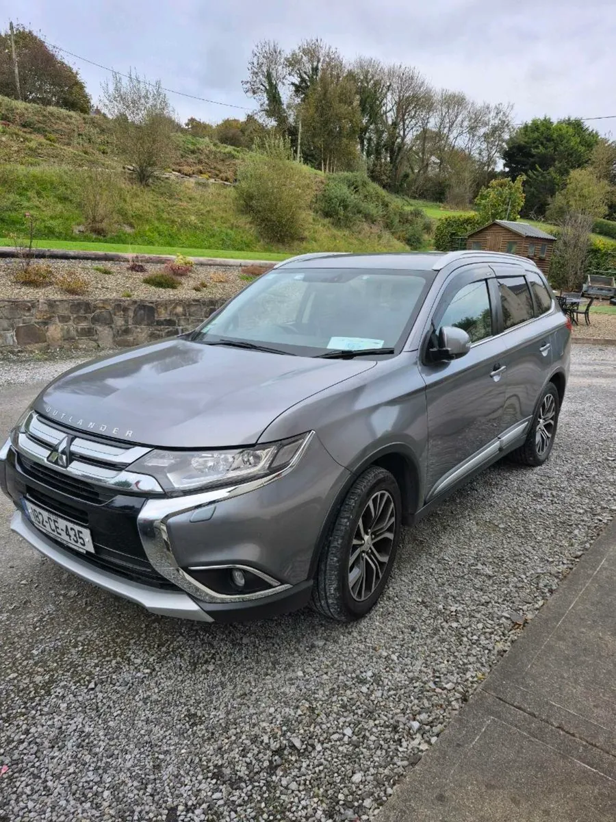 Car - Image 2