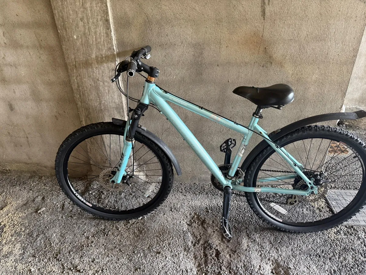 Bike 24” City/ Hybrid - Image 1