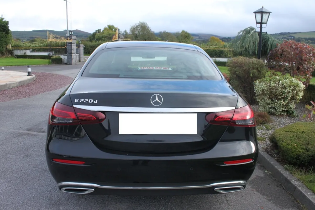 Mercedes-Benz E220 D SPORT AUTO, 2022 - Image 2