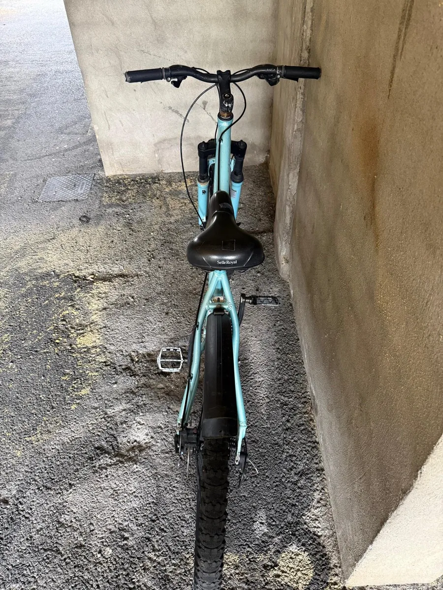Bike 24” City/ Hybrid - Image 3