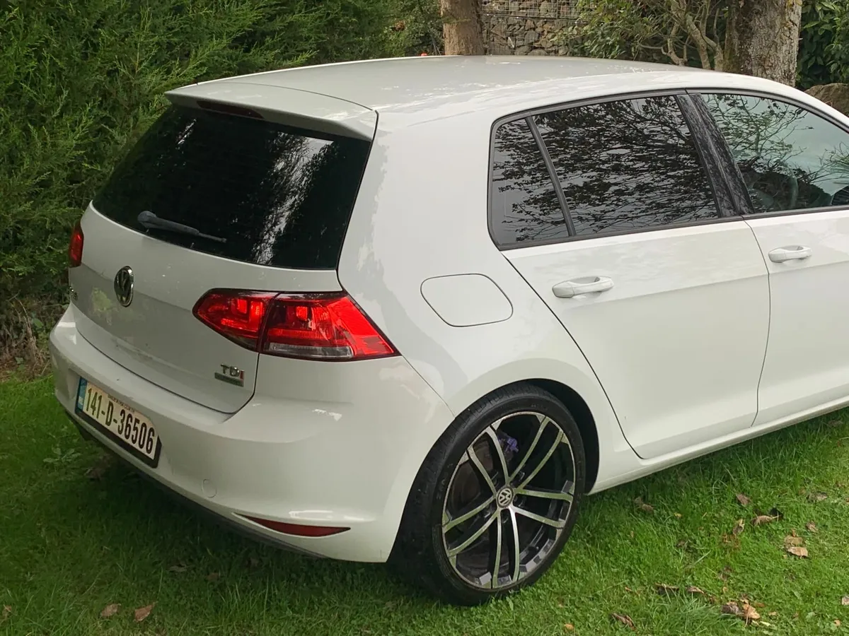 Volkswagen Golf 2014 - Image 3