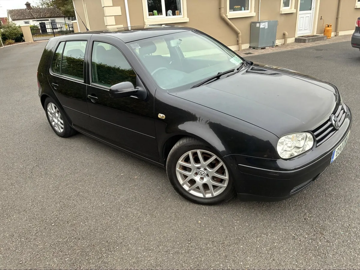 Volkswagen Golf 2003 - Image 1