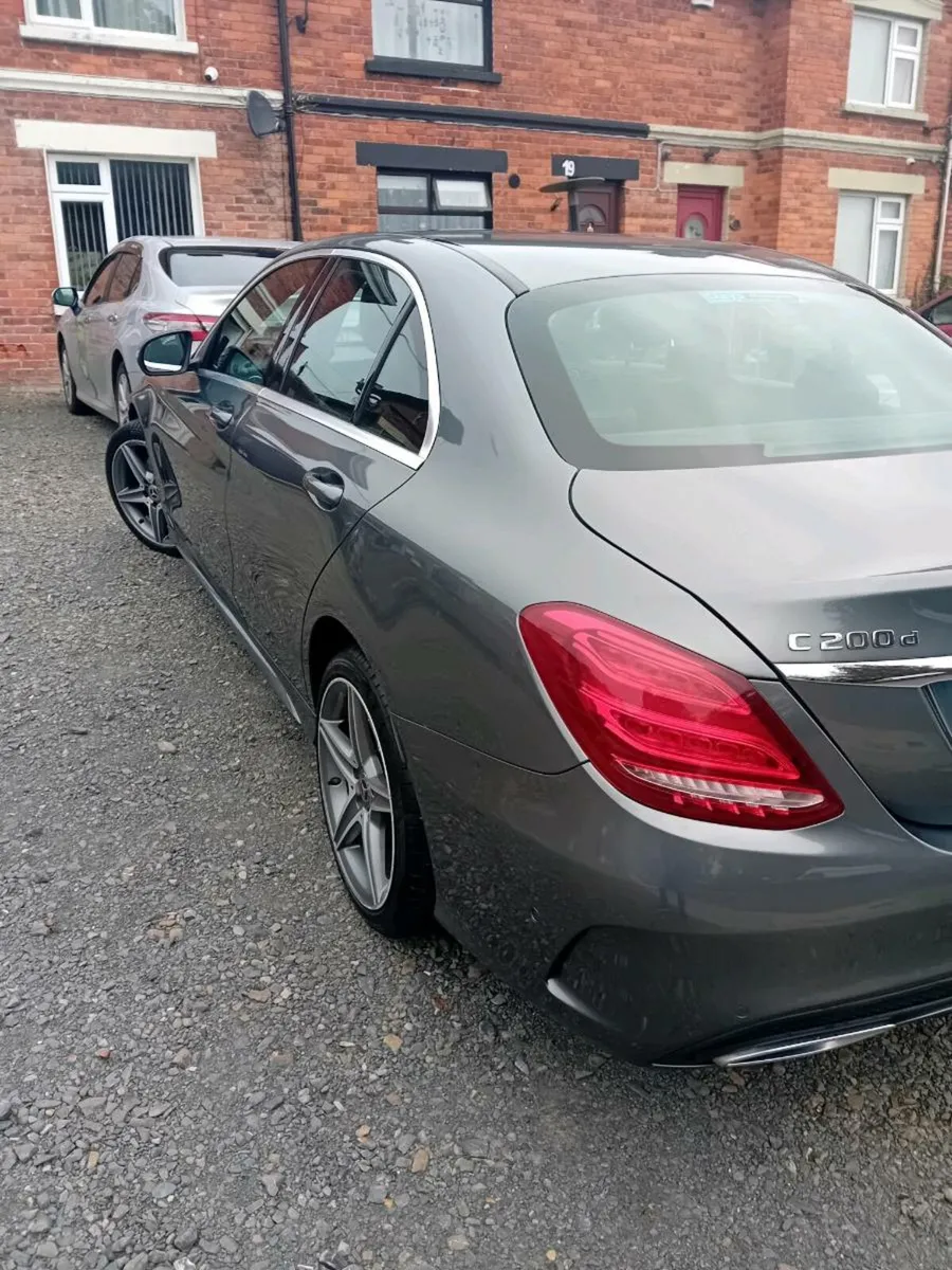 Mercedes benz c200d - Image 2
