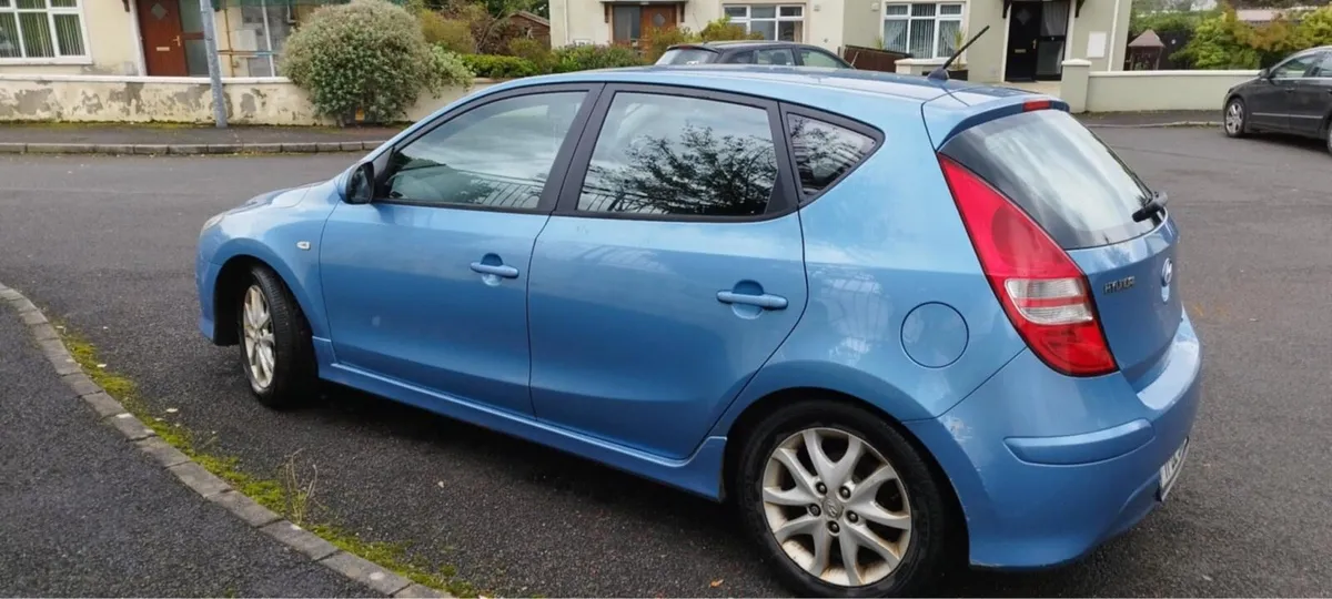 Hyundai i30 - Image 4