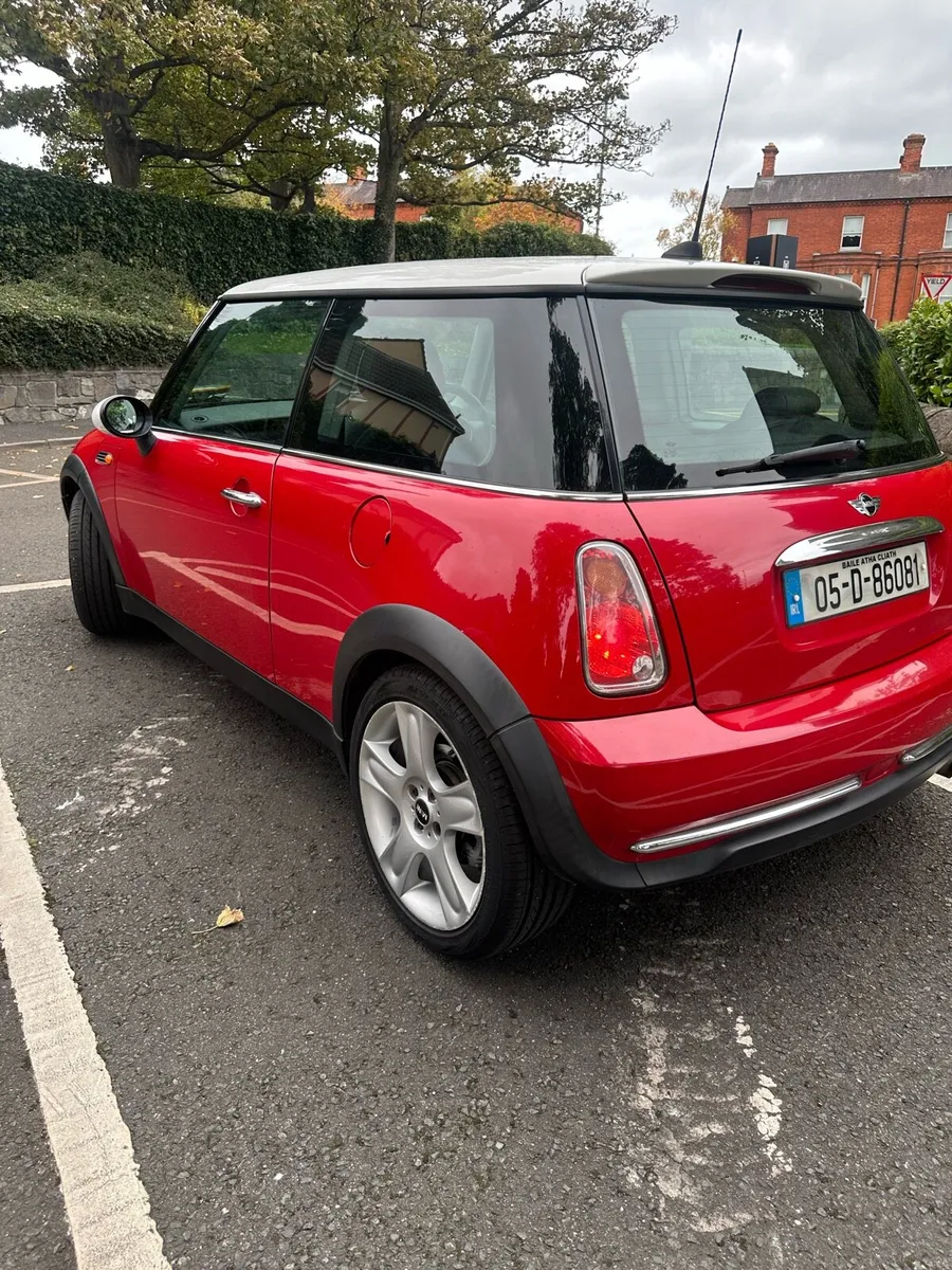 Mini Cooper 2005 - Image 2