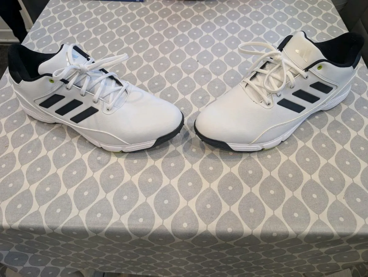 Adidas golf shoes size 11 - Image 1
