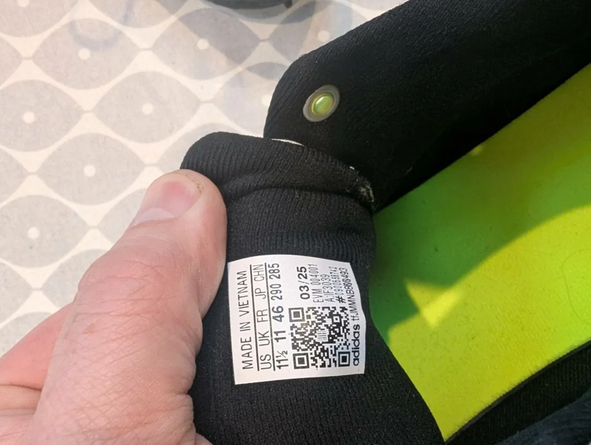 Adidas golf shoes size 11 - Image 4