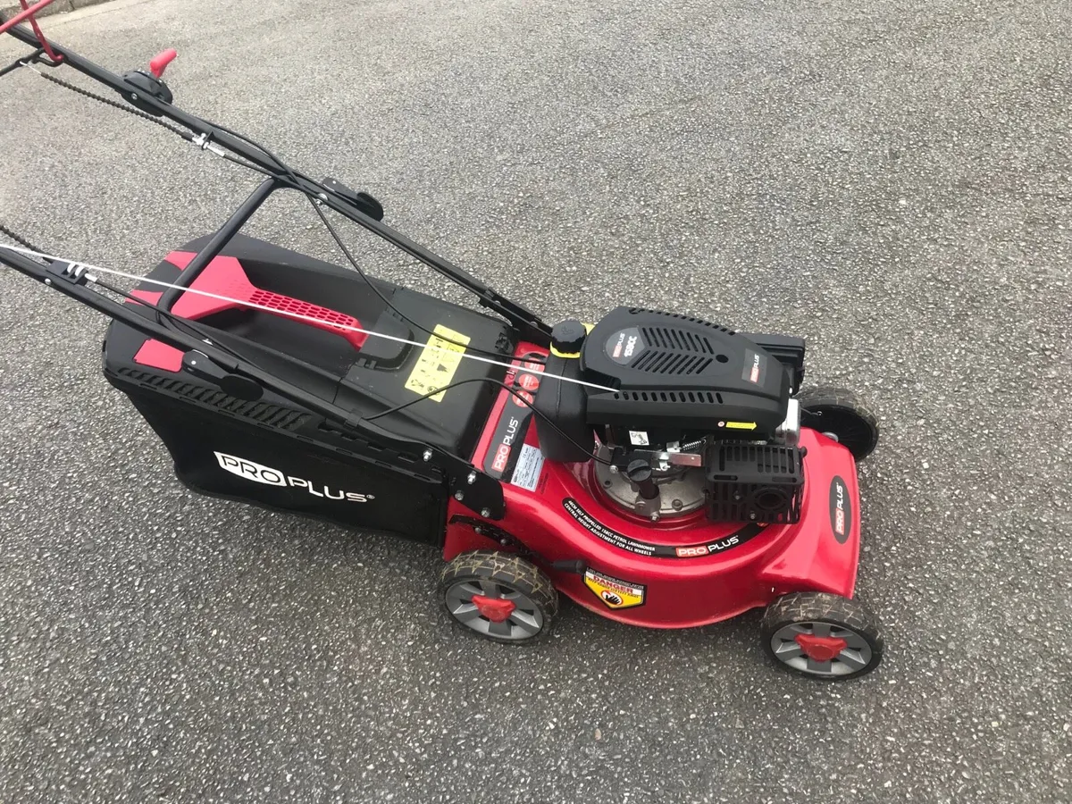 Brand new self Drive lawnmower - Image 1