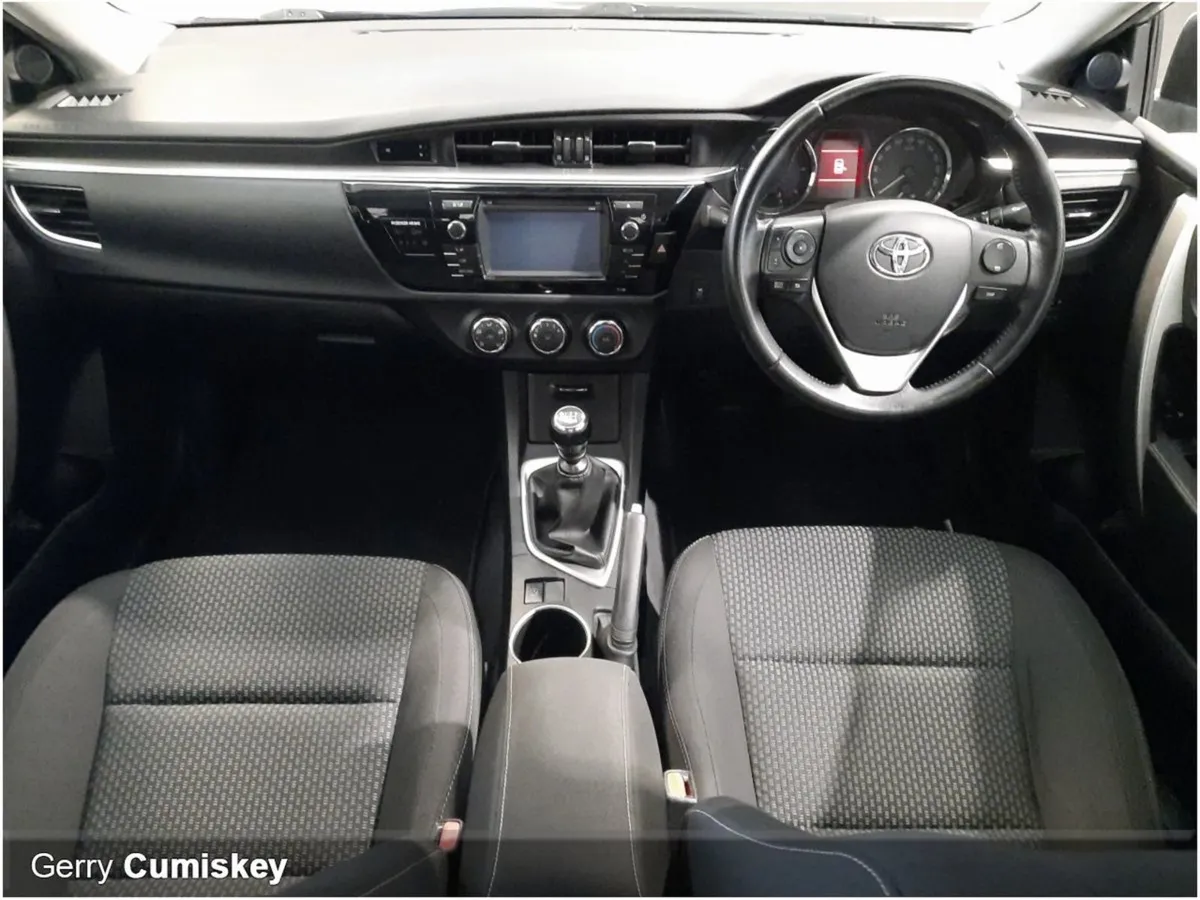 Toyota Corolla D-4d (1.4) Luna - Image 2