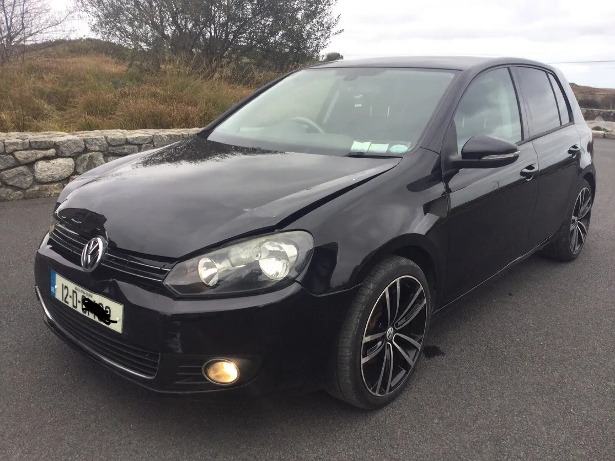 2012 Golf automatic - Image 1