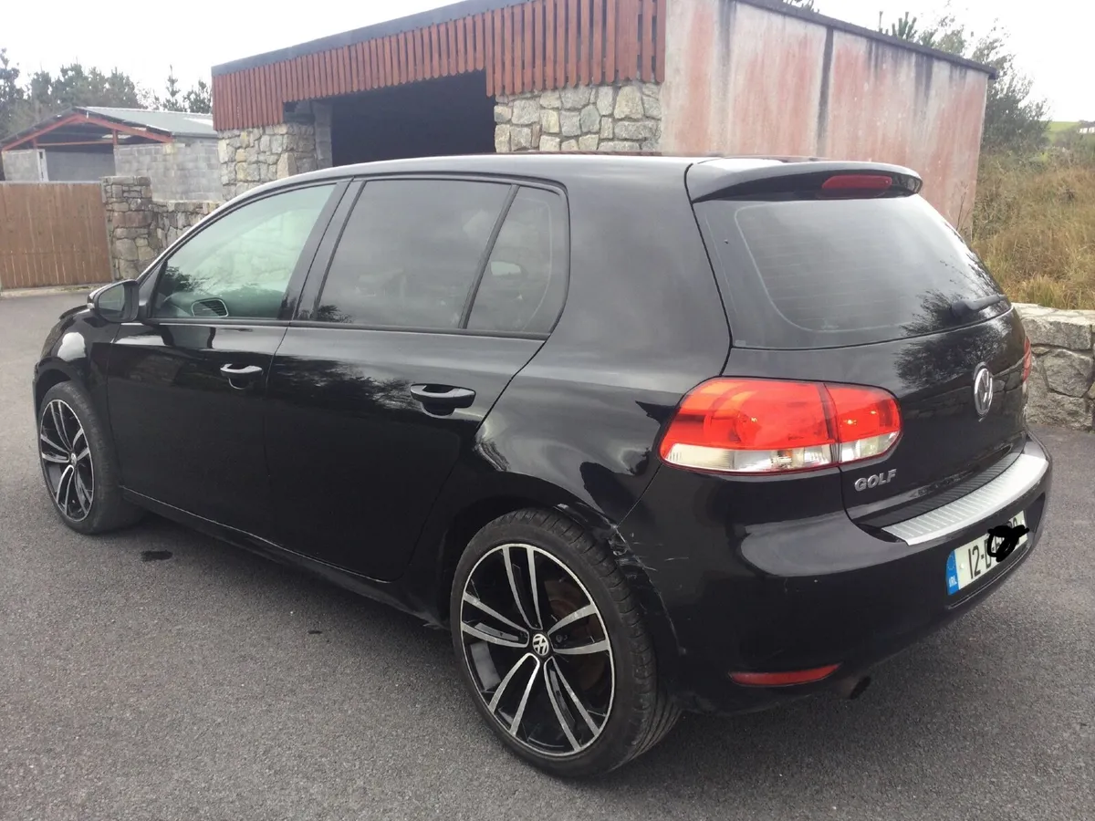 2012 Golf automatic - Image 2