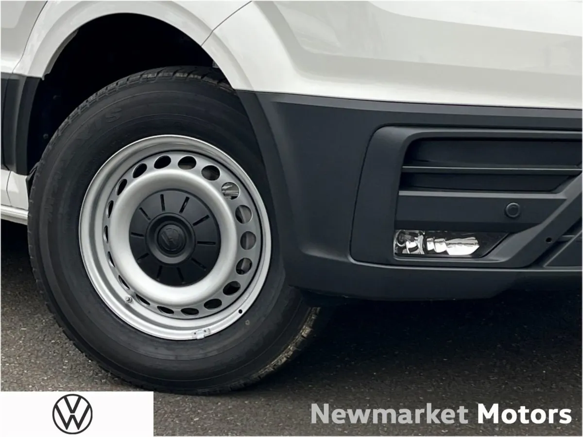 Volkswagen Crafter 30 Trendline Medium Wheel Base - Image 2