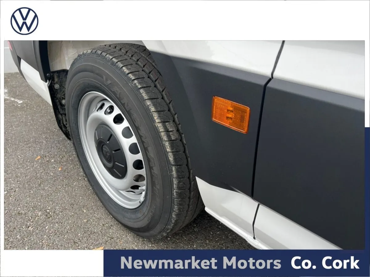 Volkswagen Crafter 30 Trendline Medium Wheel Base - Image 3