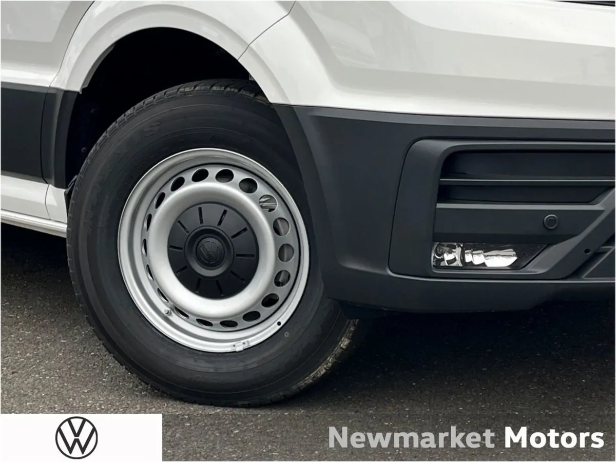 Volkswagen Crafter 30 Trendline Medium Wheel Base - Image 2
