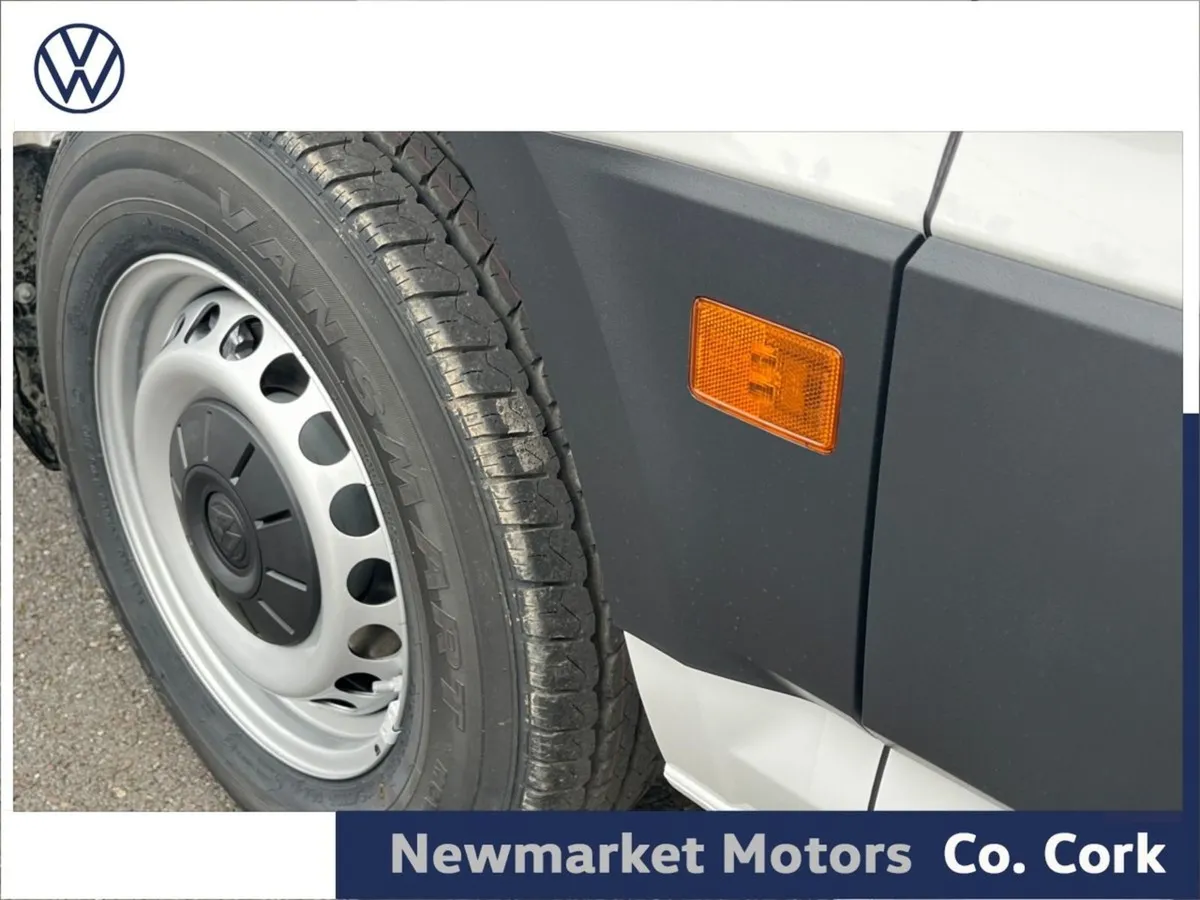 Volkswagen Crafter 30 Trendline Medium Wheel Base - Image 3