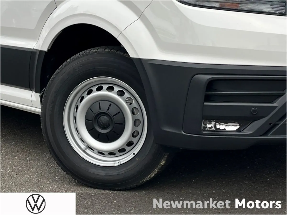 Volkswagen Crafter 30 Trendline Medium Wheel Base - Image 2