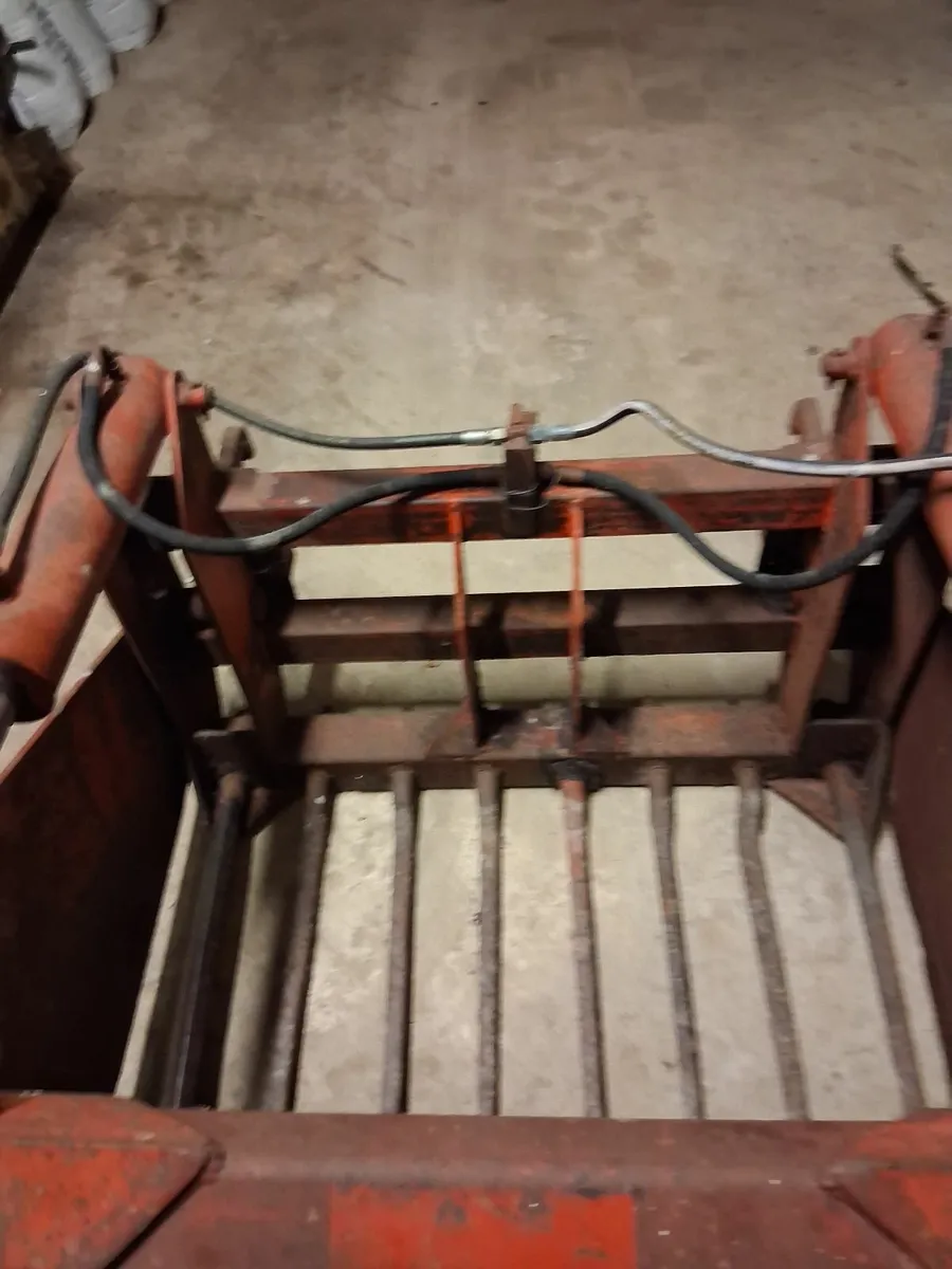 Shears grab - Image 1