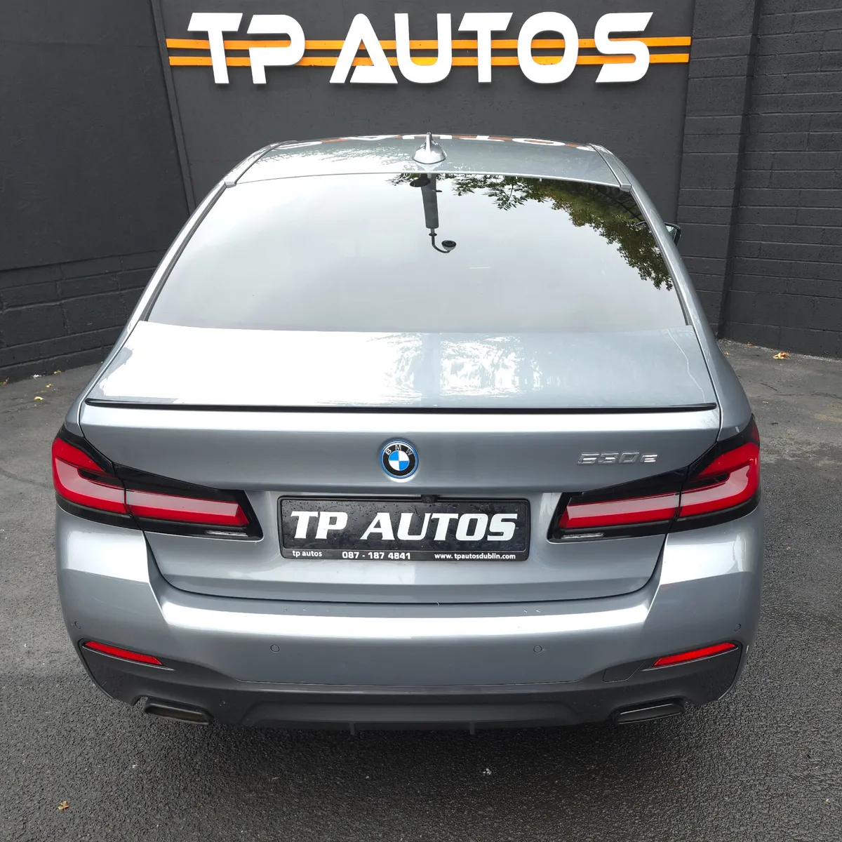 BMW 5-Series 2022 M-Sport - Image 4