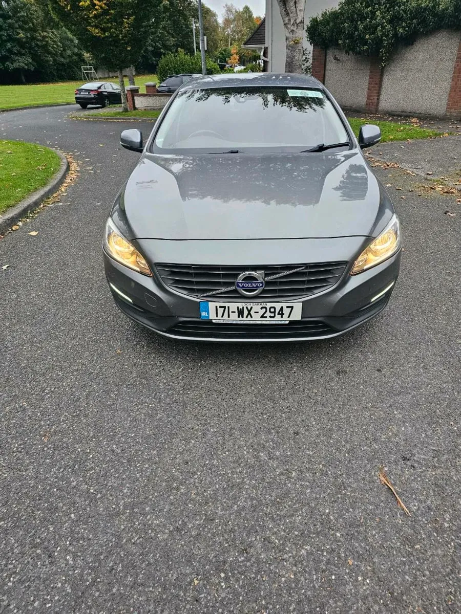 Volvo S60 D2 Business Edition 120Bhp 
4DR 2.0 - Image 1