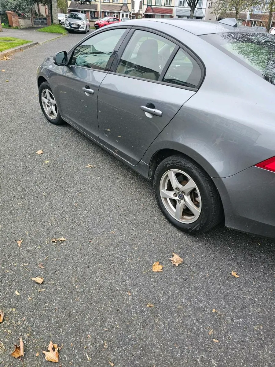 Volvo S60 D2 Business Edition 120Bhp 
4DR 2.0 - Image 4