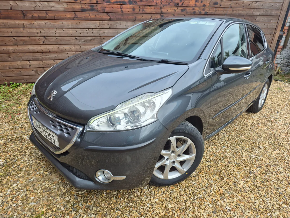 Peugeot 208 2013 Automatic - Image 3